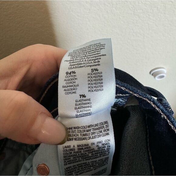 MOTHER The insider crop fray jeans size 25 in off limit blue shark hem - Picture 13 of 14